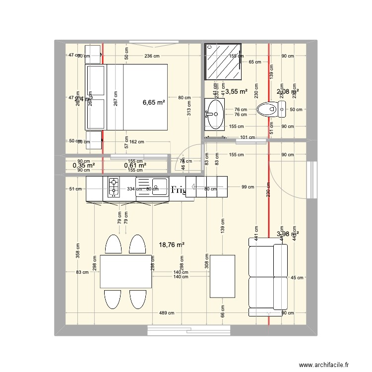 A petit . Plan de 8 pièces et 38 m2