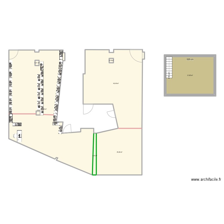 MagasinAvecMeuble. Plan de 7 pièces et 174 m2