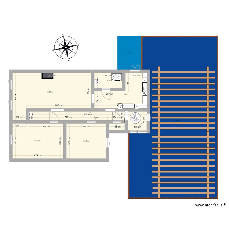 ST FE. Plan de 7 pièces et 81 m2