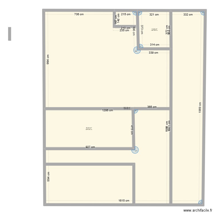 Hangar jumet. Plan de 3 pièces et 310 m2