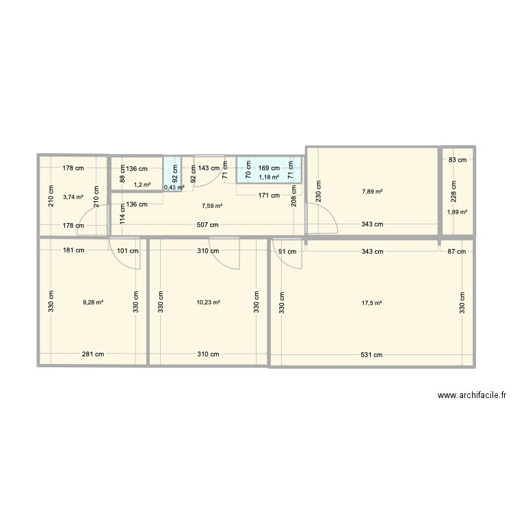 Plan appartement. Plan de 10 pièces et 61 m2