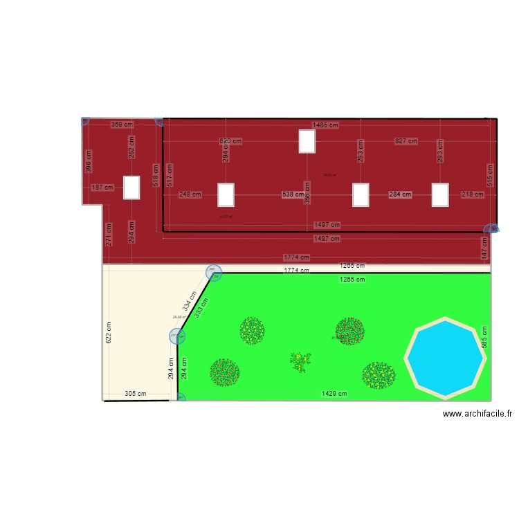 toiture existente . Plan de 4 pièces et 233 m2