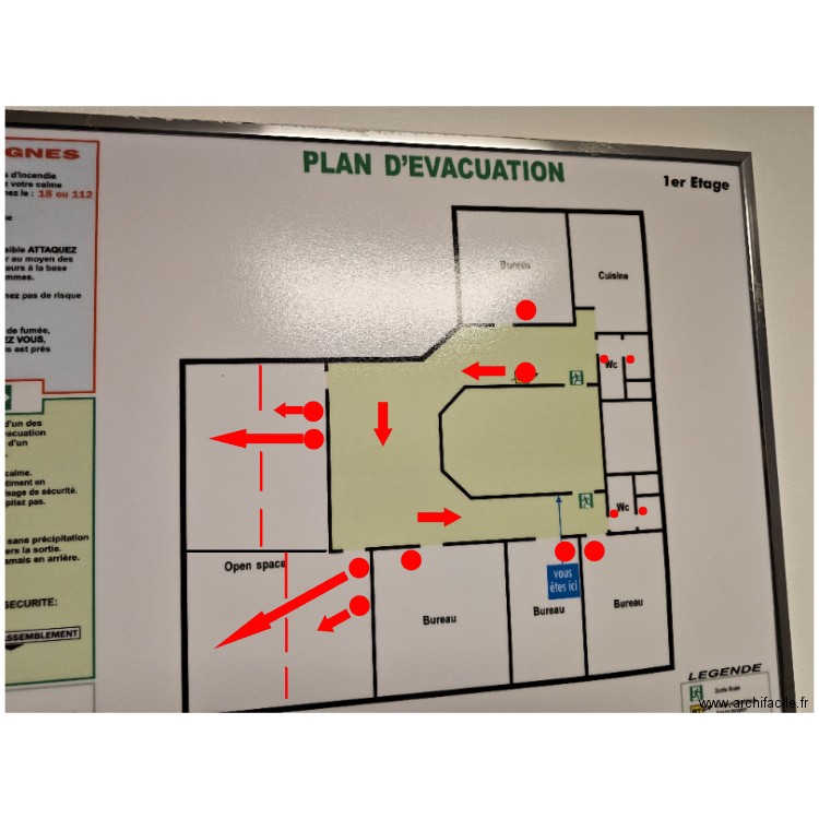 R+1 PETITS HOTELS. Plan de 0 pièce et 0 m2