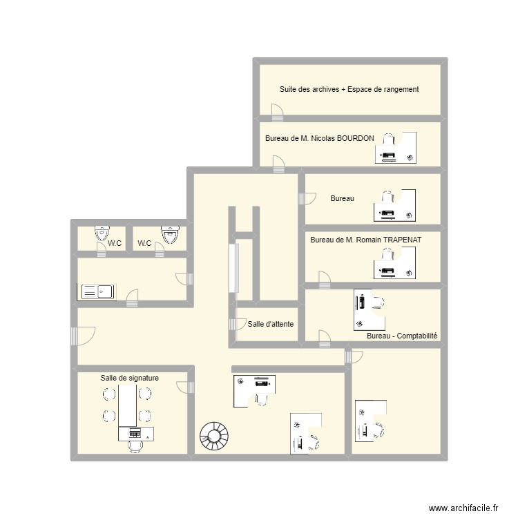 Etude. Plan de 13 pièces et 28 m2