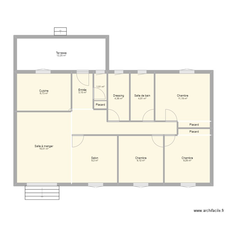 Le Bouscat. Plan de 15 pièces et 100 m2