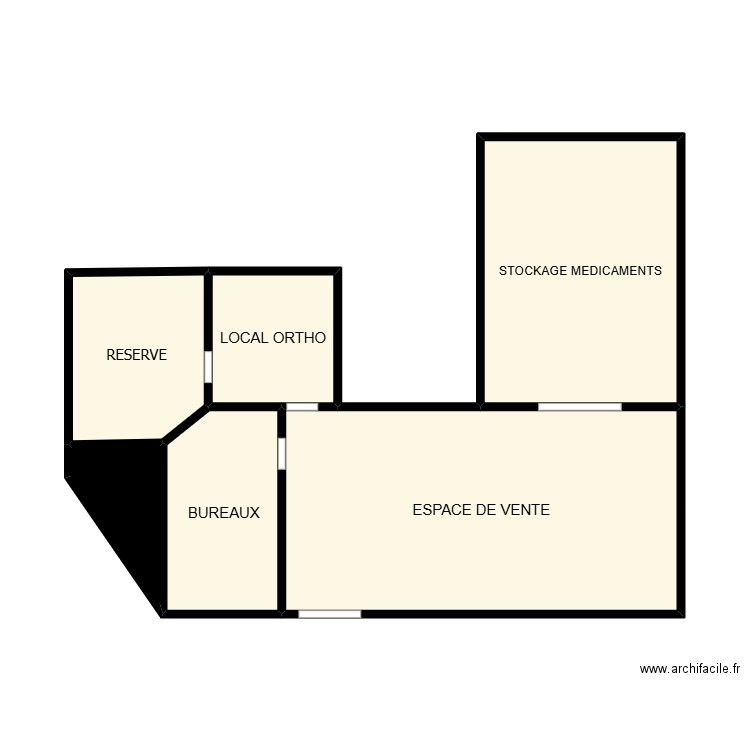 Romane Pharma. Plan de 6 pièces et 42 m2