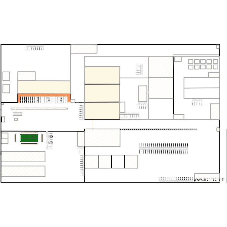 nouveau plan sucrerie. Plan de 49 pièces et 8418 m2