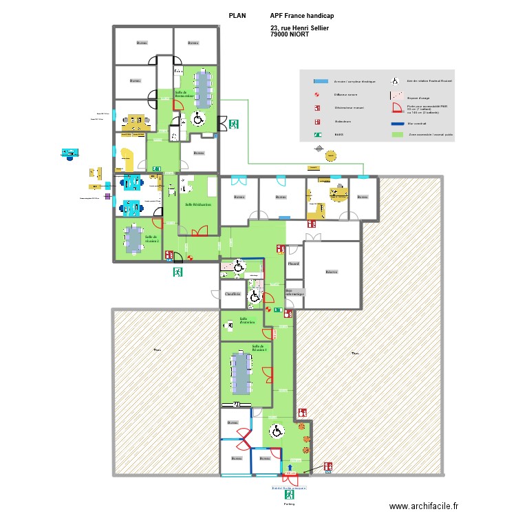 plan local  meublé. Plan de 15 pièces et 709 m2