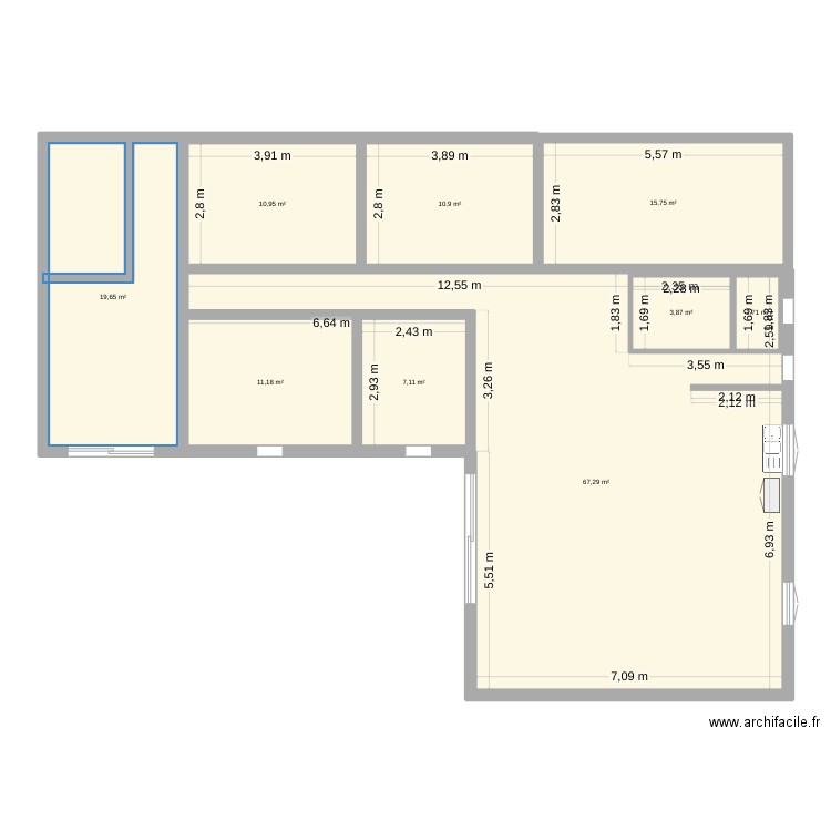 MAISON CASTILLION. Plan de 9 pièces et 148 m2