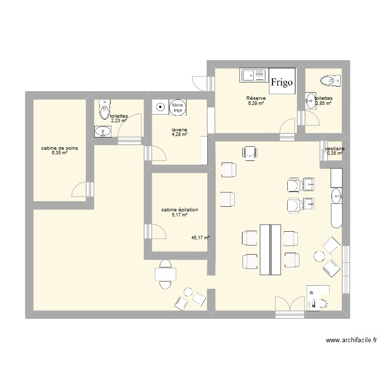 esthetique. Plan de 8 pièces et 73 m2