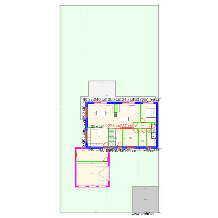 maison12a. Plan de 42 pièces et 1367 m2