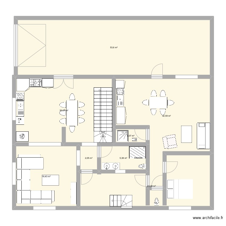 Renault 1. Plan de 8 pièces et 168 m2