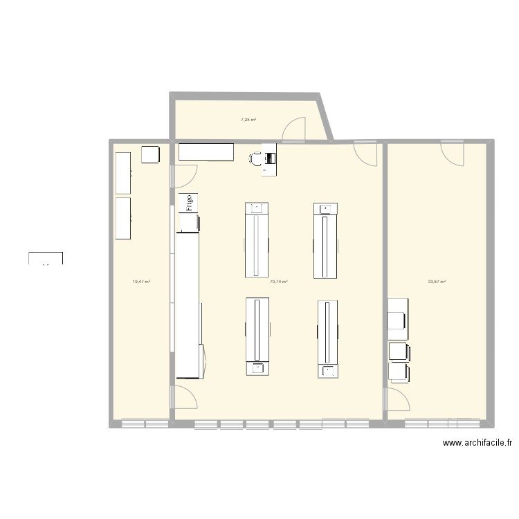 Labo. Plan de 4 pièces et 131 m2