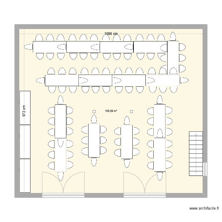 écuries 98 places. Plan de 1 pièce et 106 m2