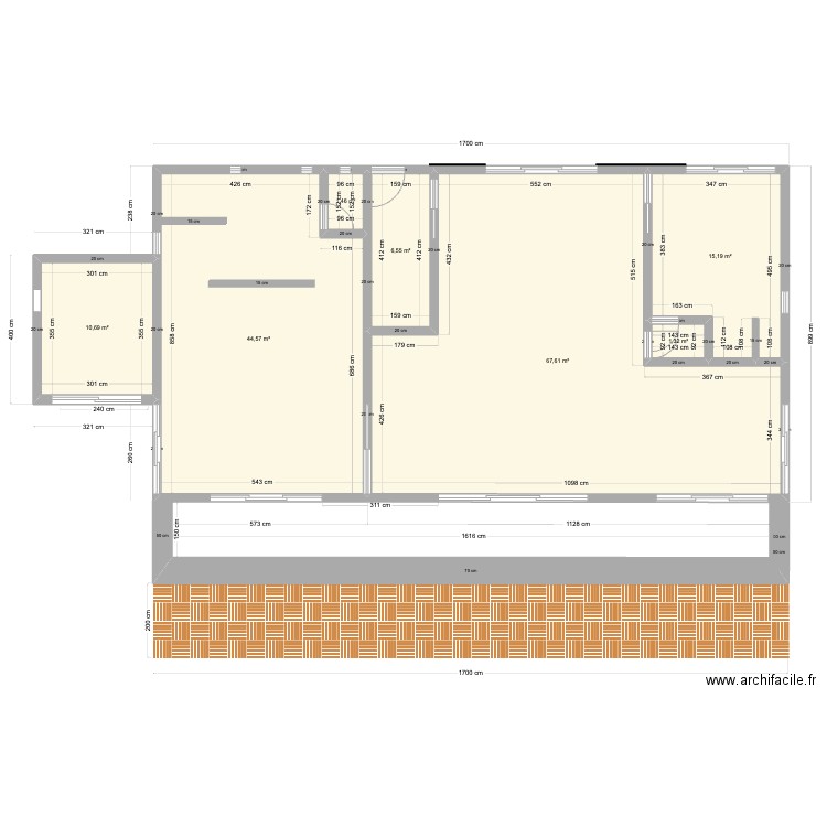 MADA plomberie. Plan de 7 pièces et 147 m2