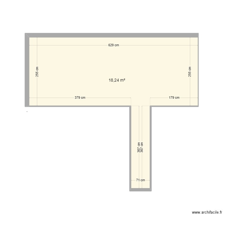 garage. Plan de 1 pièce et 18 m2