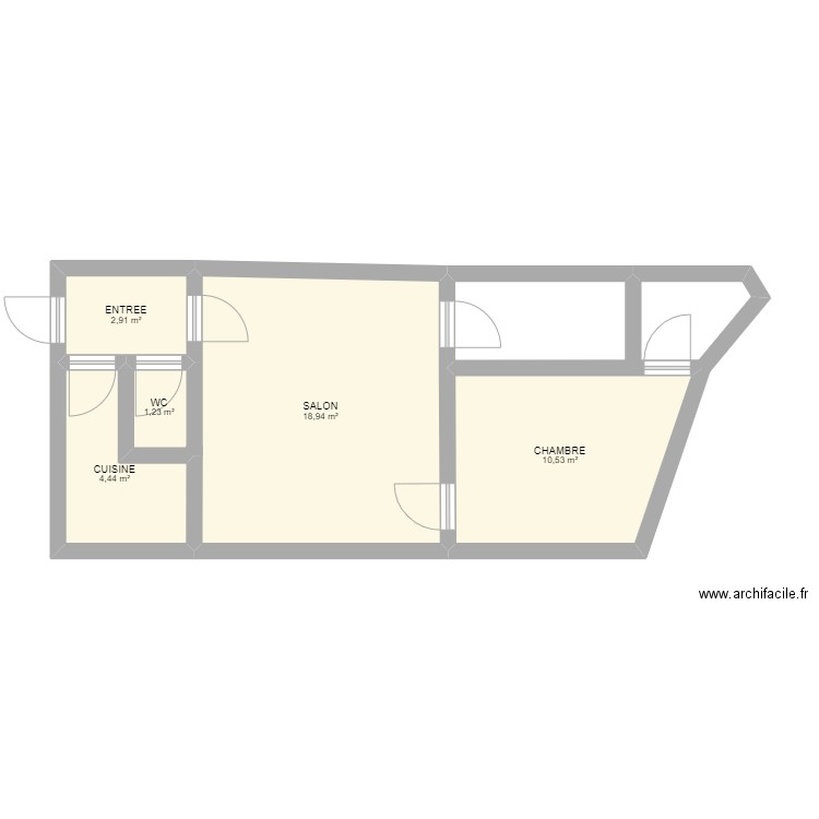 COIMBRA. Plan de 5 pièces et 38 m2