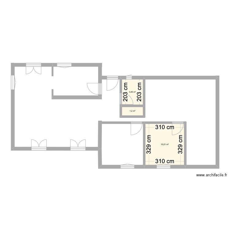 Villeneuve. Plan de 3 pièces et 15 m2