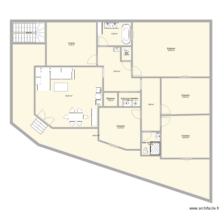 Lamta. Plan de 15 pièces et 218 m2