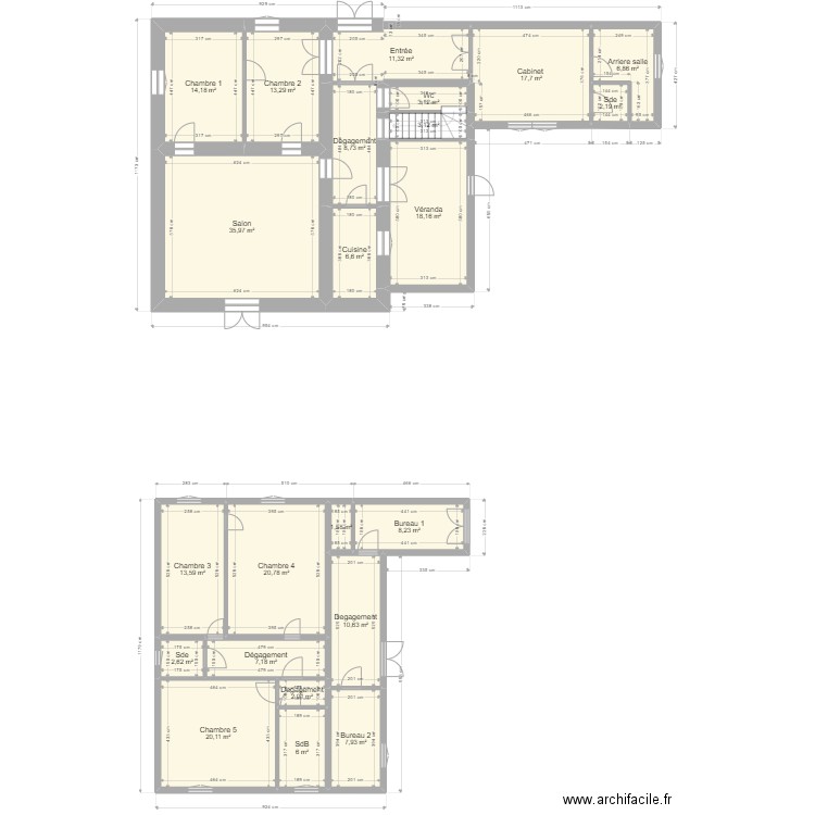 Maison caramel. Plan de 23 pièces et 242 m2