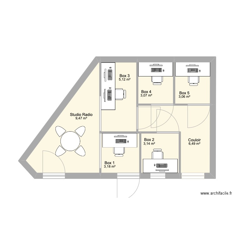 #603. Plan de 7 pièces et 34 m2