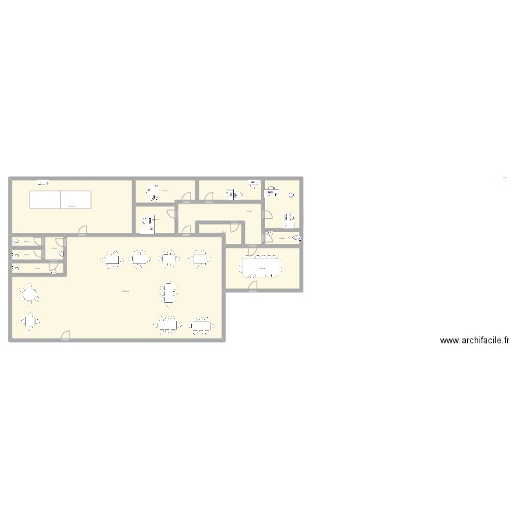 English. Plan de 13 pièces et 380 m2