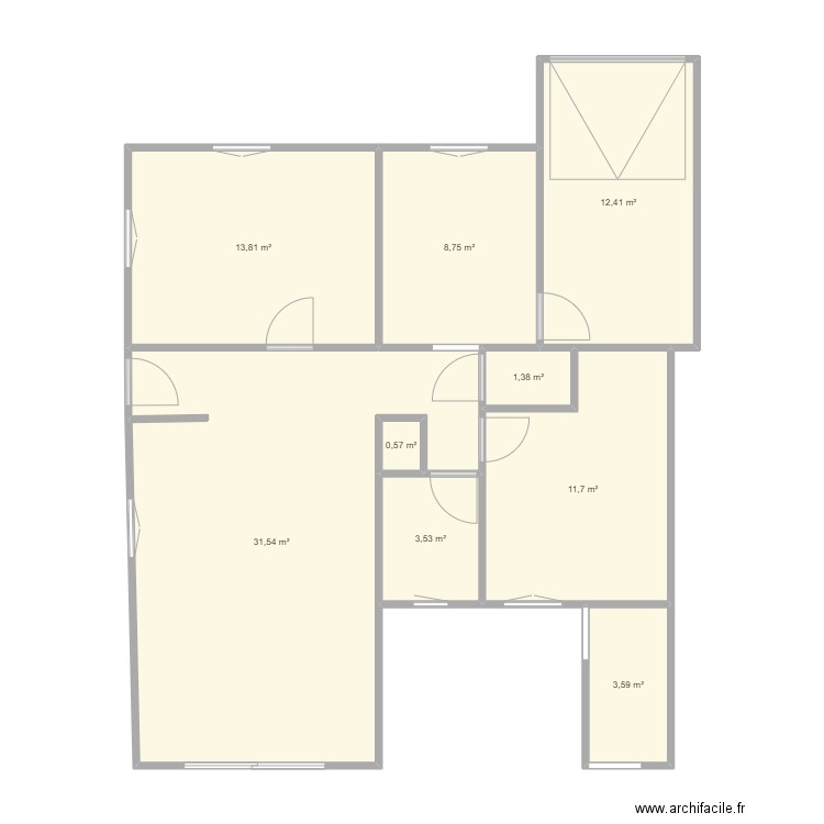 Royan. Plan de 9 pièces et 87 m2