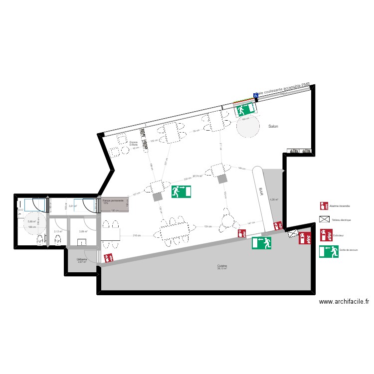 Crêperie SSI. Plan de 8 pièces et 158 m2