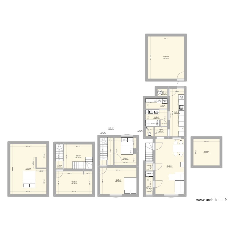 Maison Turenne. Plan de 18 pièces et 139 m2