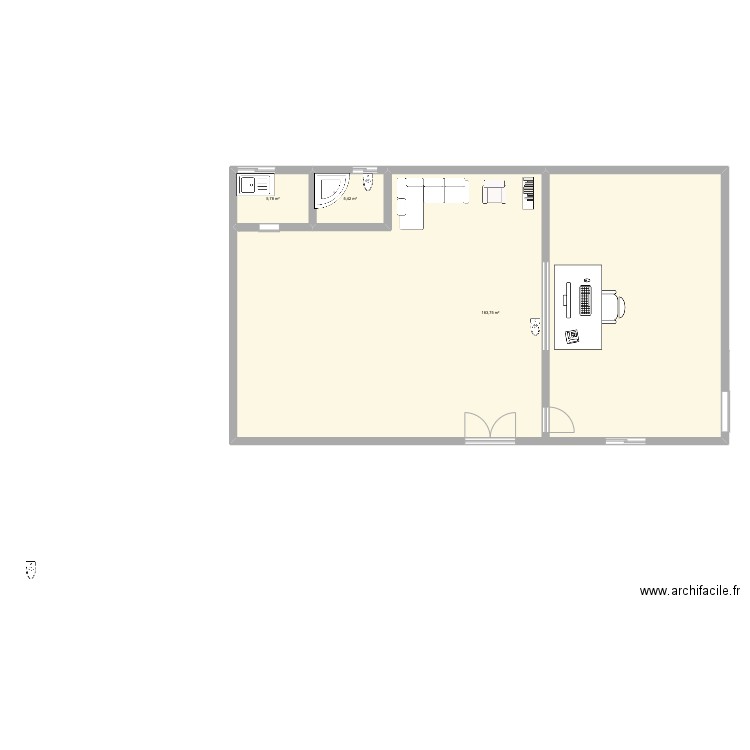 Studio. Plan de 3 pièces et 195 m2