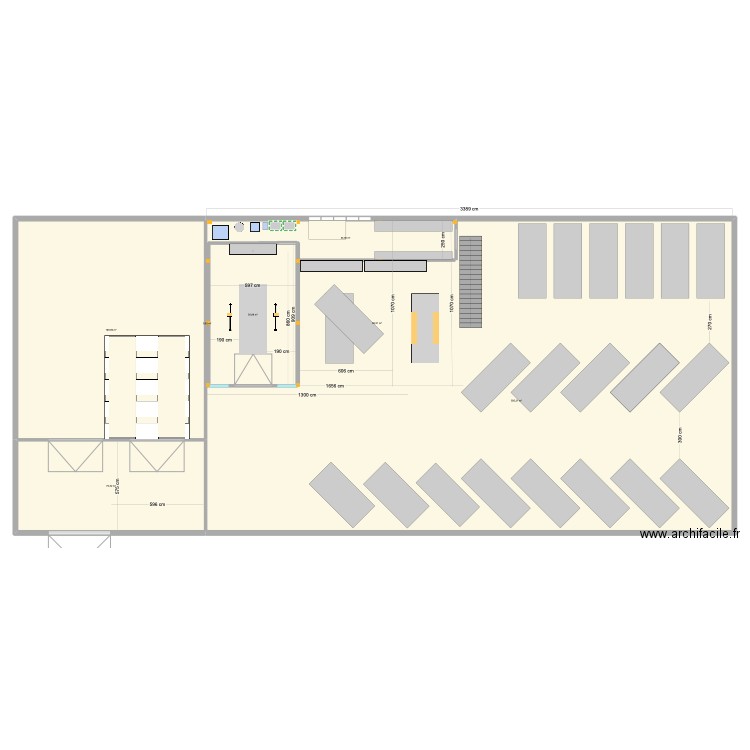 G25. Plan de 9 pièces et 1036 m2