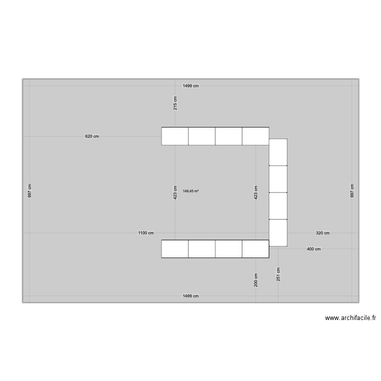 10 août. Plan de 1 pièce et 149 m2