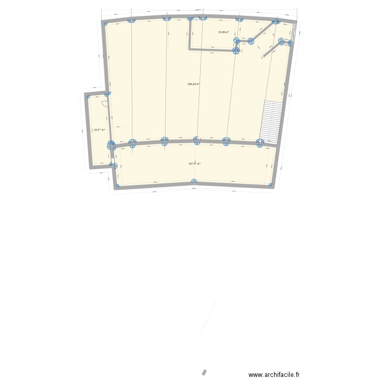 ACCUEIL 2 muré. Plan de 4 pièces et 494 m2