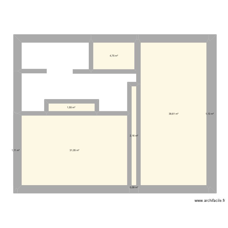 rdc. Plan de 8 pièces et 81 m2