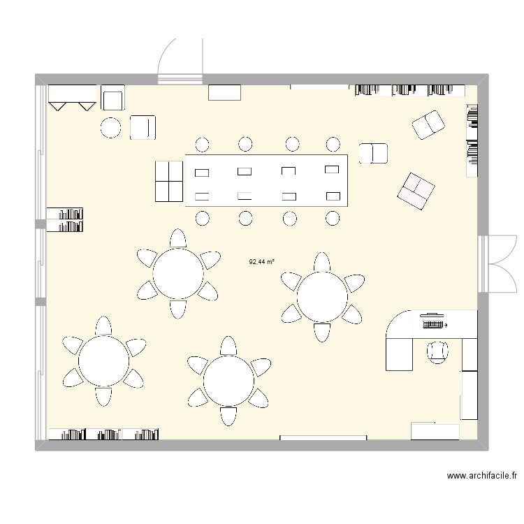 CDI. Plan de 1 pièce et 92 m2