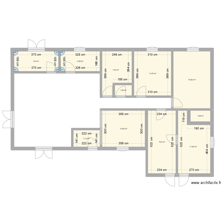 SASG. Plan de 11 pièces et 86 m2