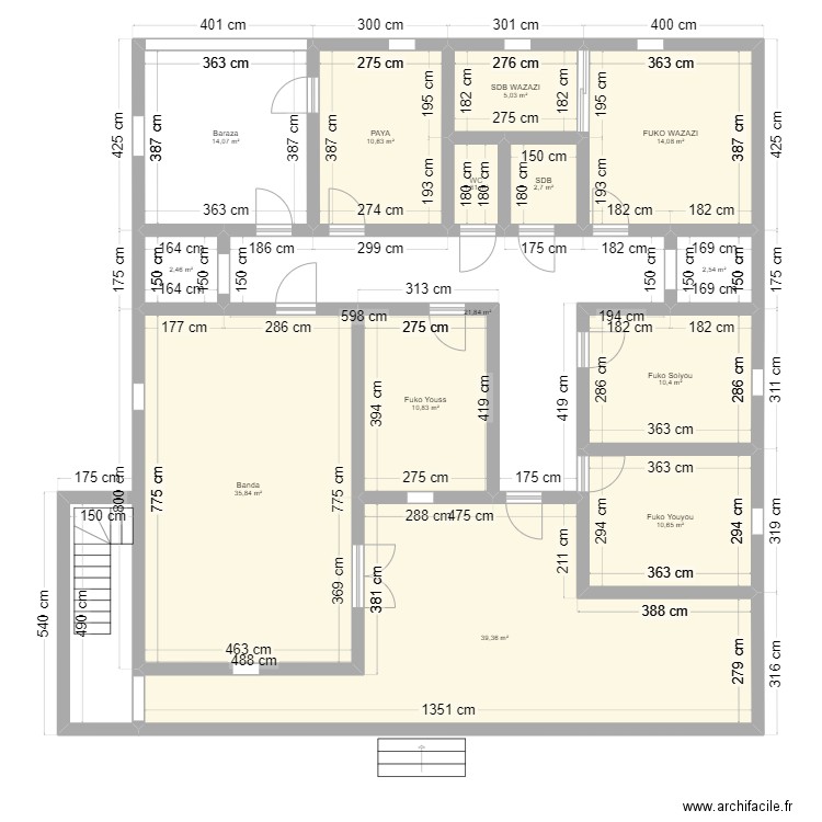 villa1. Plan de 14 pièces et 182 m2