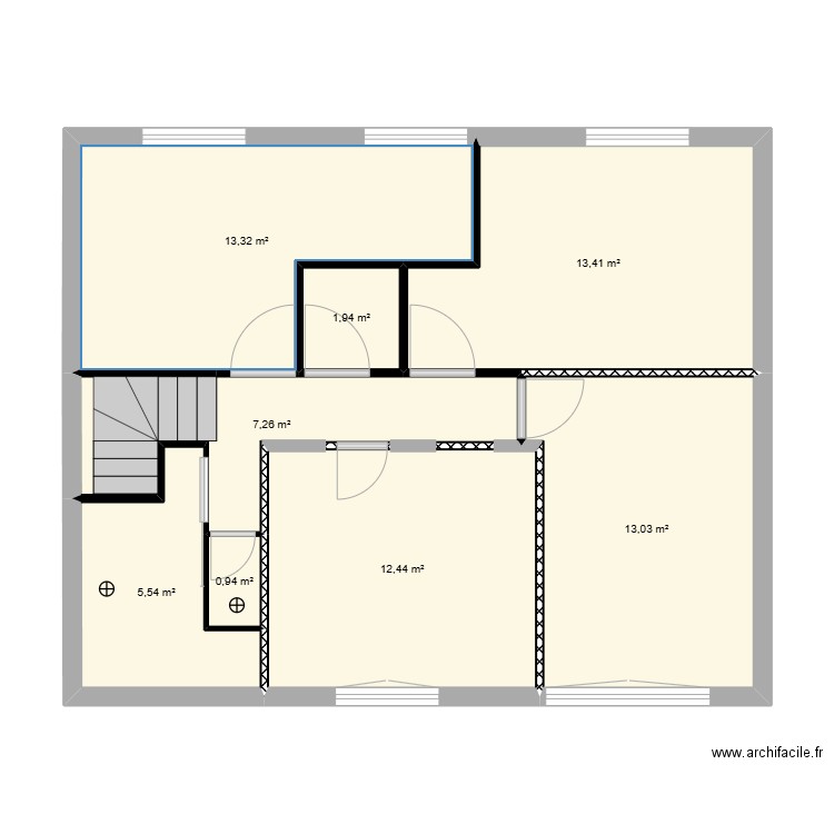 etage. Plan de 8 pièces et 68 m2