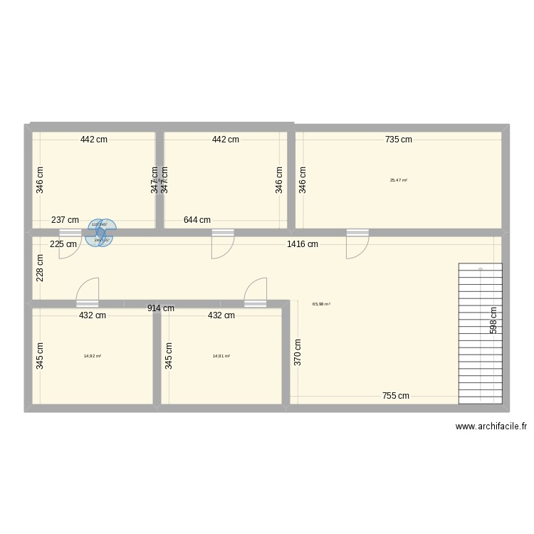 ndls. Plan de 5 pièces et 152 m2