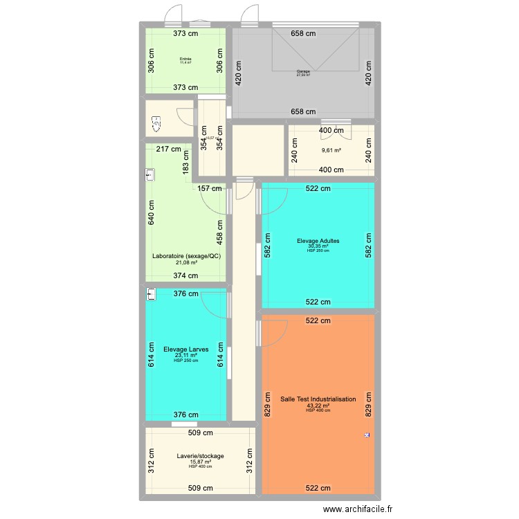 Local V Aout2024. Plan de 9 pièces et 187 m2