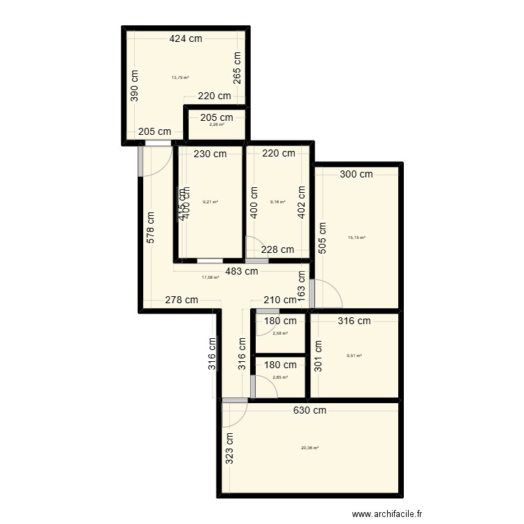 PARMA. Plan de 10 pièces et 102 m2