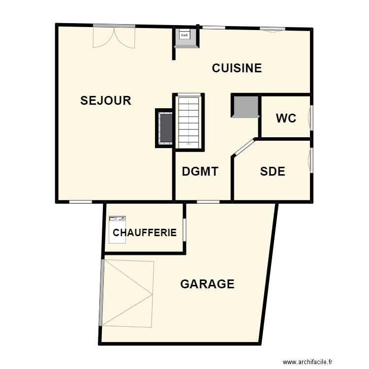 RDC LE BLANC. Plan de 7 pièces et 104 m2