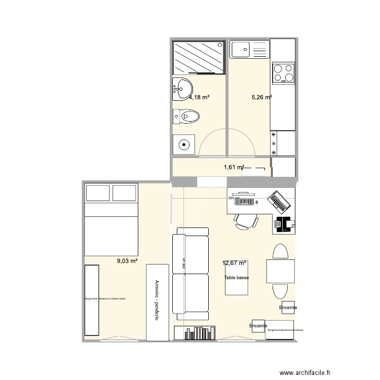 appartement. Plan de 5 pièces et 33 m2