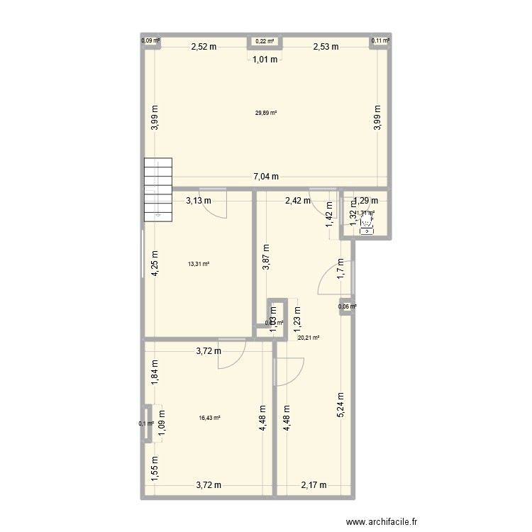 manu48. Plan de 11 pièces et 83 m2