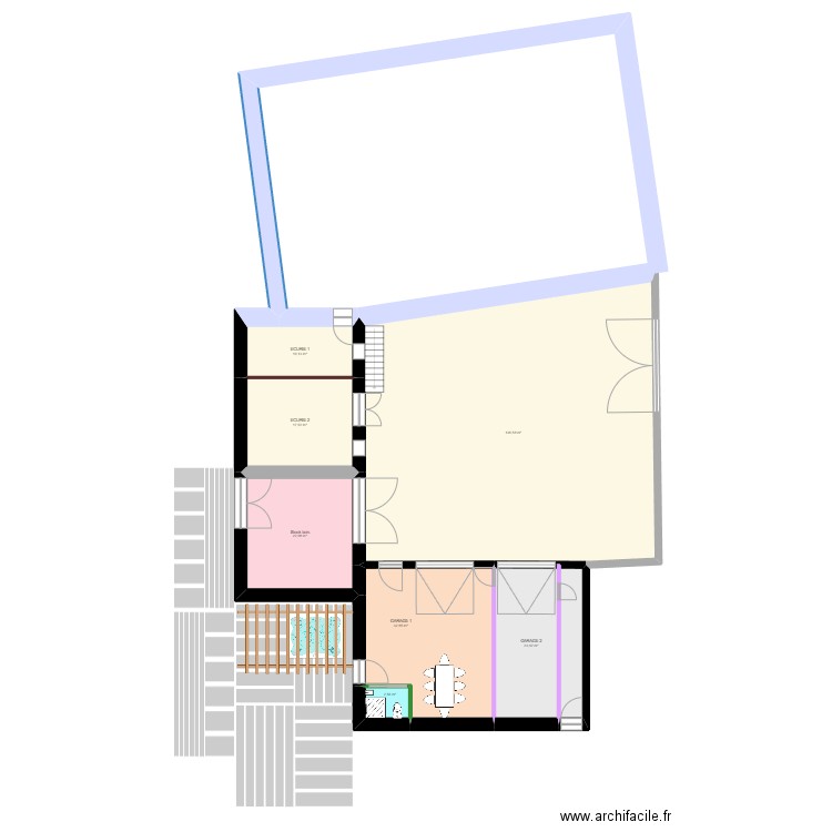 VALENTIN GARAGES - ECURIES. Plan de 7 pièces et 248 m2