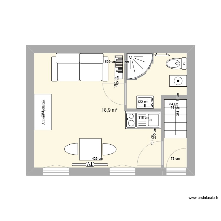 73 Strasbourg, 1er étage, 93 Montreuil. Plan de 1 pièce et 19 m2