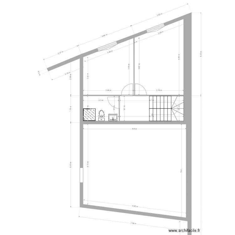 Des moulins Etage. Plan de 5 pièces et 70 m2