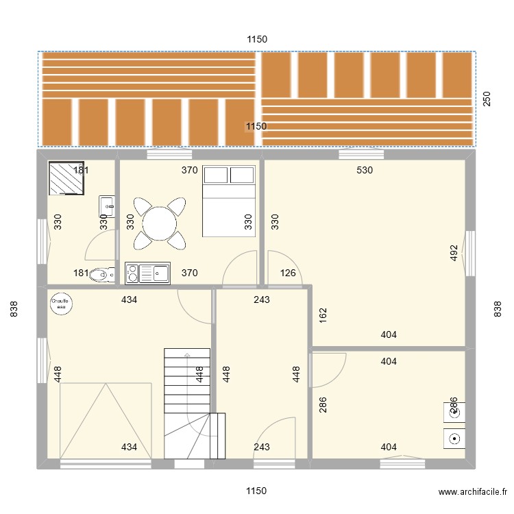 JS07. Plan de 11 pièces et 168 m2