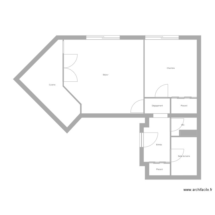 VIEUX. Plan de 10 pièces et 57 m2