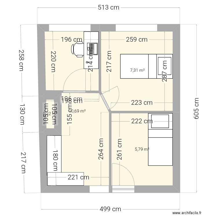 Instituts . Plan de 4 pièces et 24 m2